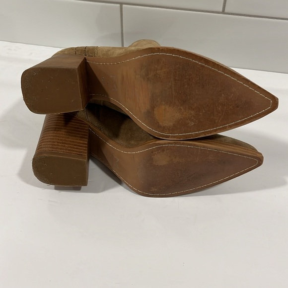 Marc Fisher Oshay Suede Pointed Toe Booties - Picture 7 of 7